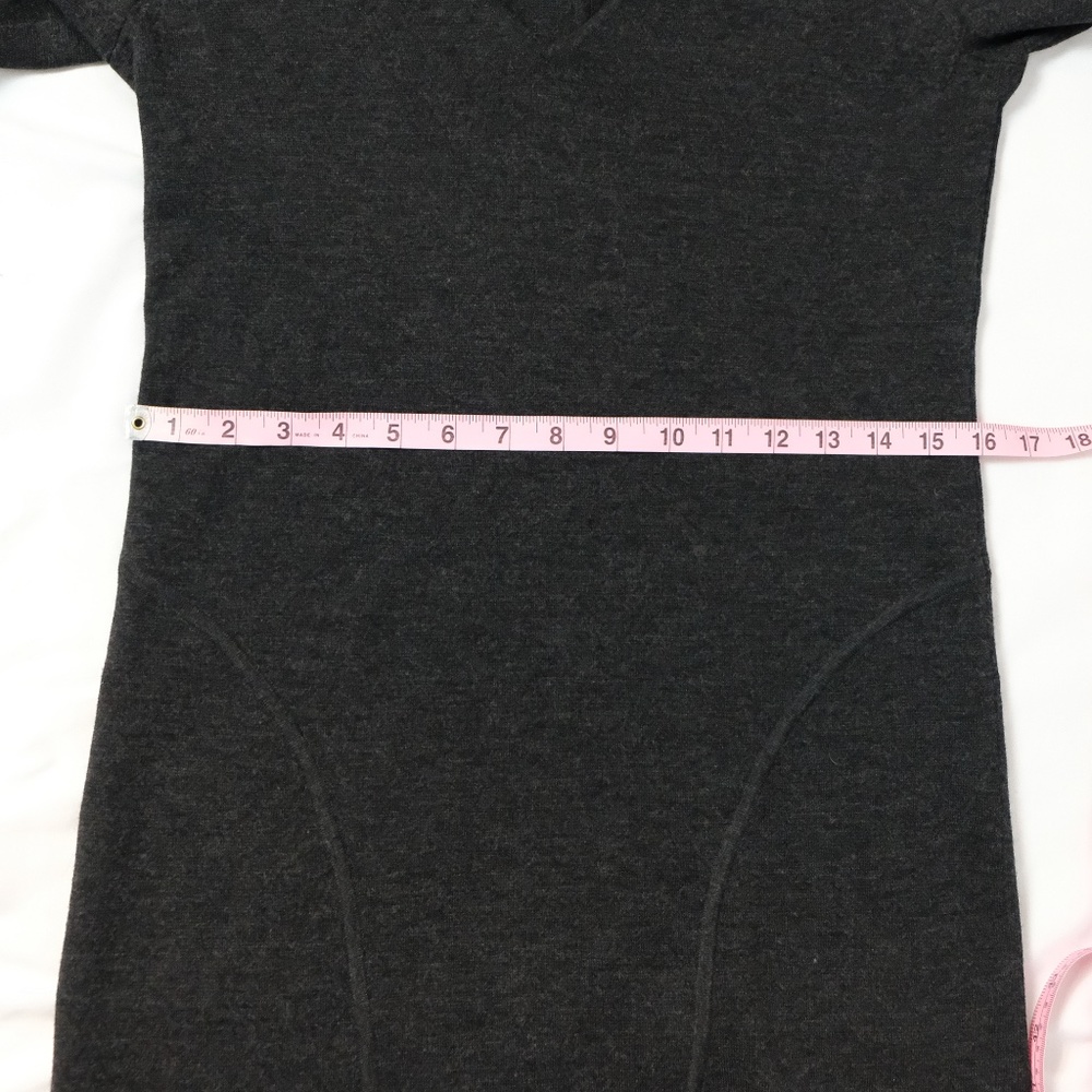 Theory Gray Wool V-Neck Career Work Dress Medium - Picture 7 of 8